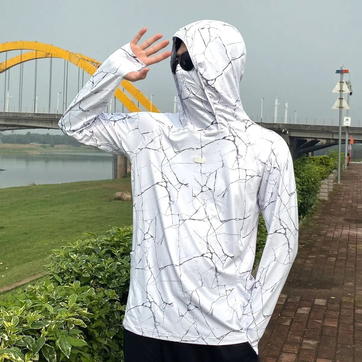 Sun Protection T-Shirts Men Fishing Hooded Outdoor Lightweight Mask Pullover Quick Drying Breathable Anti-UV Cool Sunscreen Tee