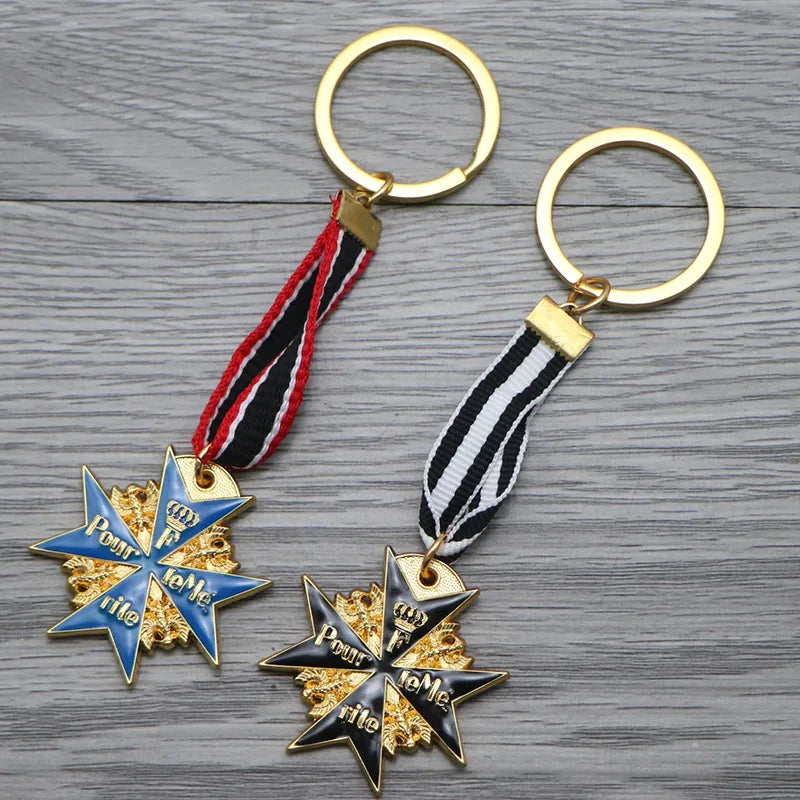 Spot Prussian MINI Blue Brave Merit Medal Keychain Film and Television Props
