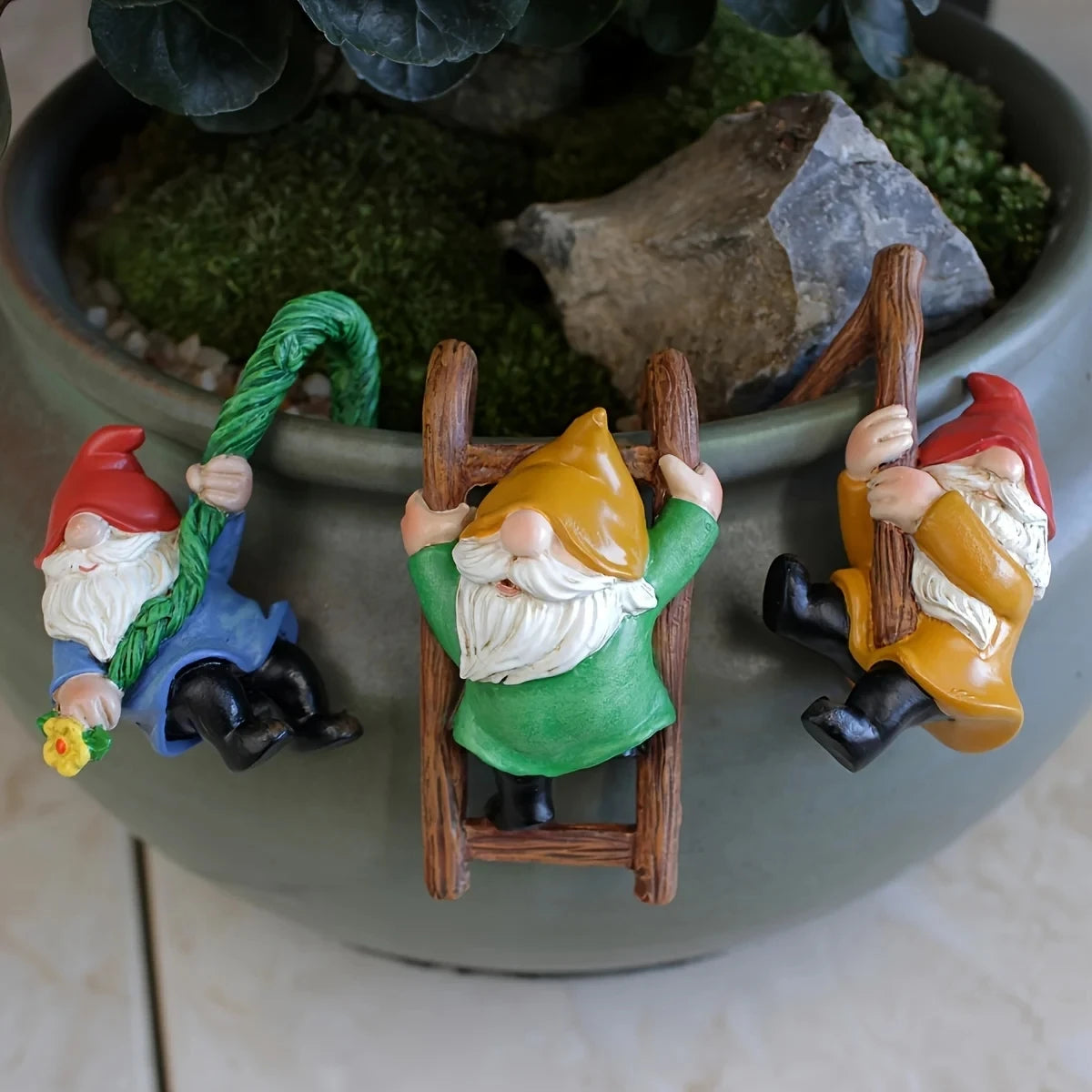 3Pc Flower Pot Dwarf Hanging Ornaments, Mini Dwarf Resin Statue, Garden Dwarf Micro Landscape Decorative Statue, Outdoor Miniature Statue Accessories,