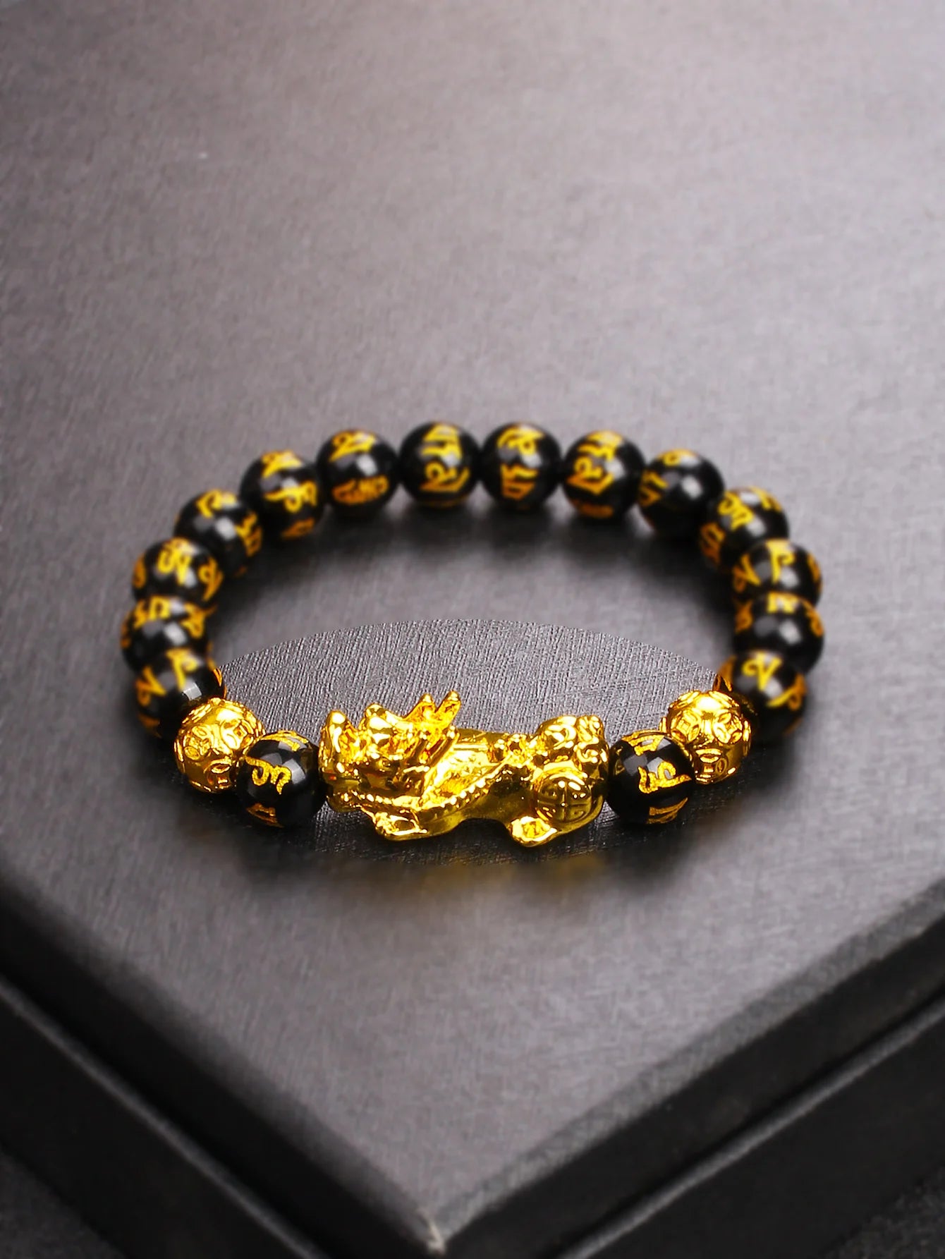 Feng Shui Black Obsidian Wealth Bracelets Men Color Changed Pi Xiu Bracelets Women 10mm Dragon Mantra Bead Bangle Lucky Jewelry