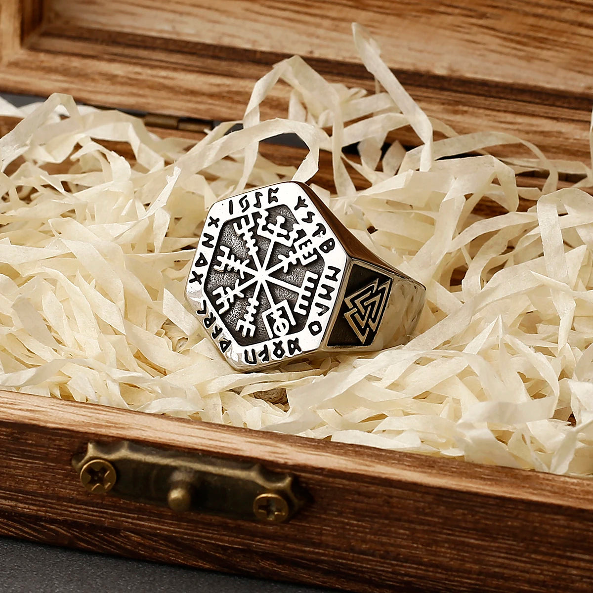 Popular Nordic Viking Compass Rune Rings Men's Fashion Gothic Retro Hip Hop Party Accessories Jewelry Gifts