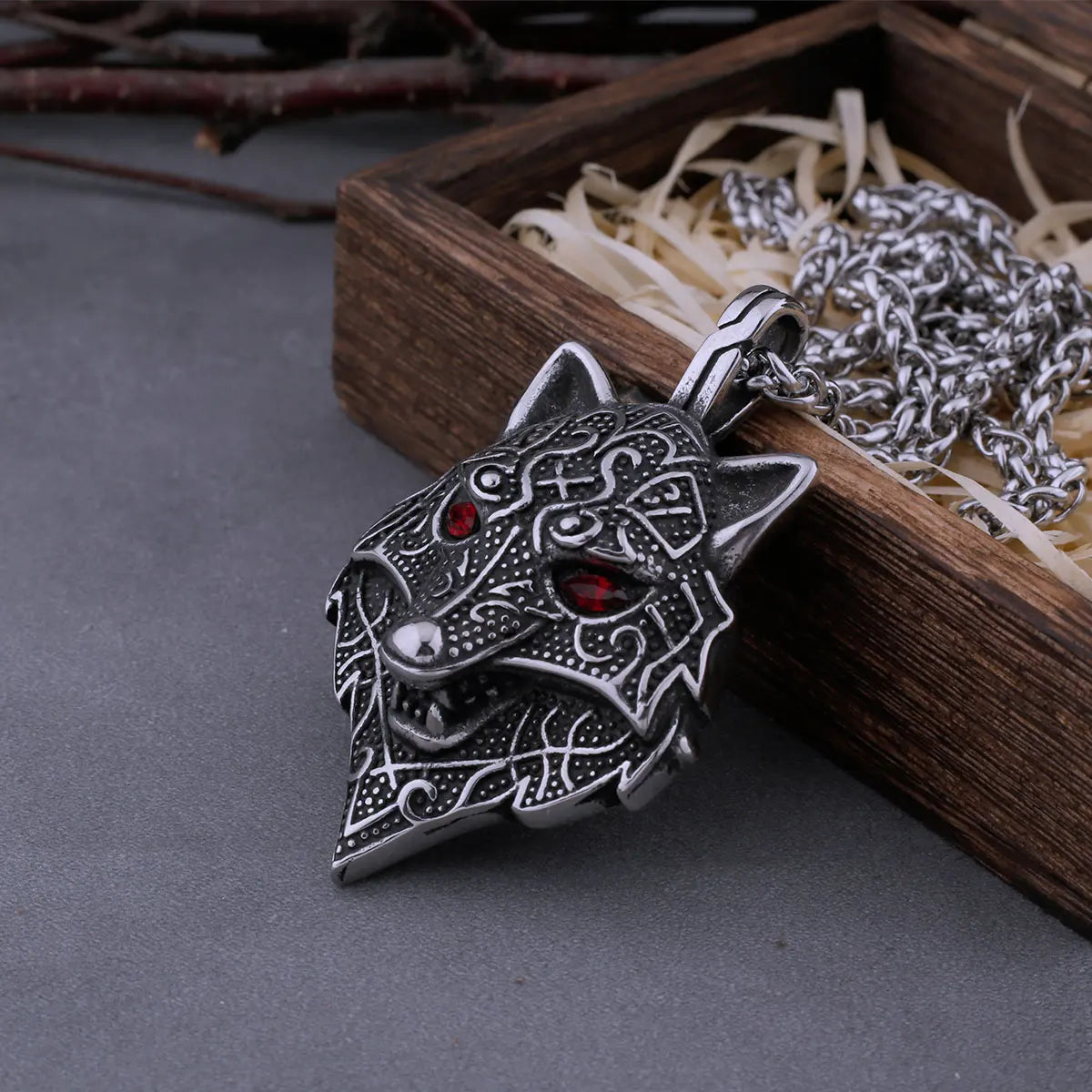 316L Stainless Steel Viking Nordic Wolf Head Men's Necklace Fashion Retro Boutique Versatile Hip Hop Biker Pendant Jewelry Gift