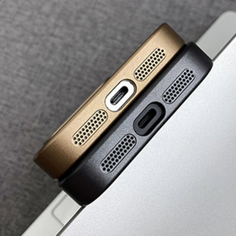 Carbon Fiber Texture MagSafe Phone Case For iPhone 17 Pro 16 pro max 15 Pro 14 13 12 Senior Frosted Wireless Charging Back Cover