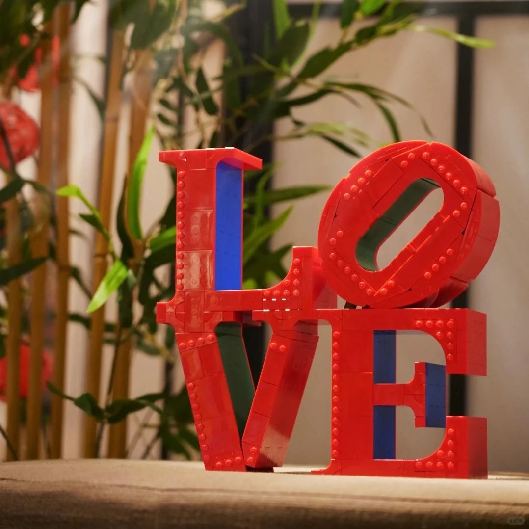 MOC 791pcs  Creative Compatible Crafts LOVE Sculpture Art Model Building Blocks Bricks Kids Christmas Gift