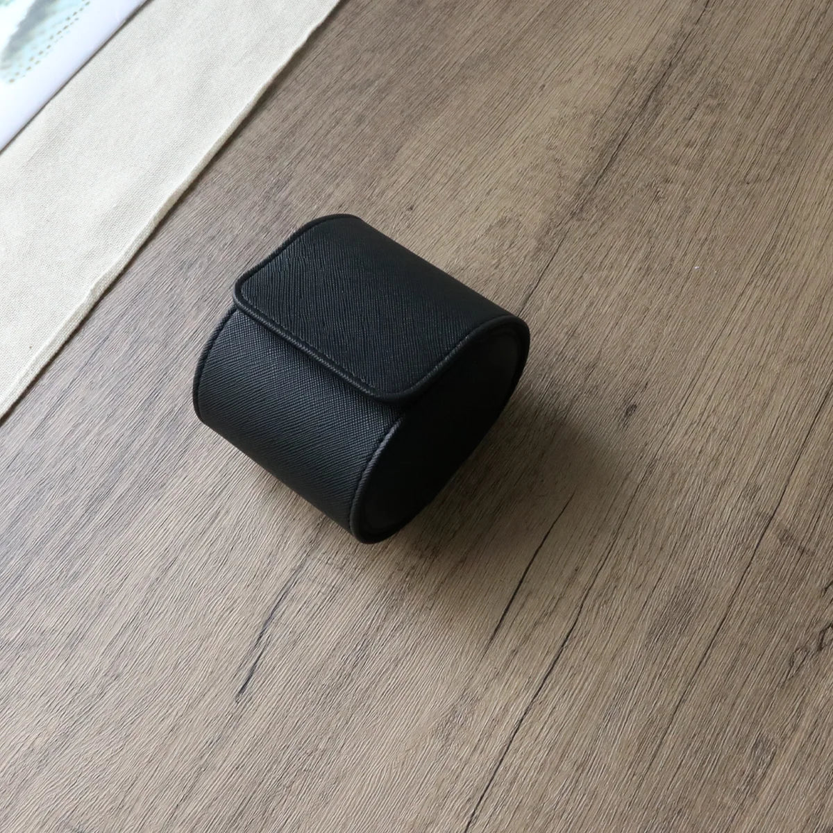 Travel Watch Storage Box Leather Watch Display Case Storage Box Watch Organizers Men Christmas Gift Watch Travel Case Watch Box