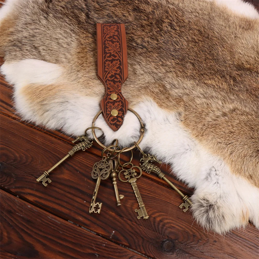 Medieval belts, Renaissance clothing accessories, circular rings, retro metal keychains, cosplay belts, accessories, belts