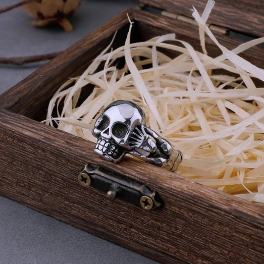 Gothic Hand Holding Skull Ring Men's Retro Rock Index Finger Hip Hop Ring Biker Street Simple Jewelry Gift Wooden Box