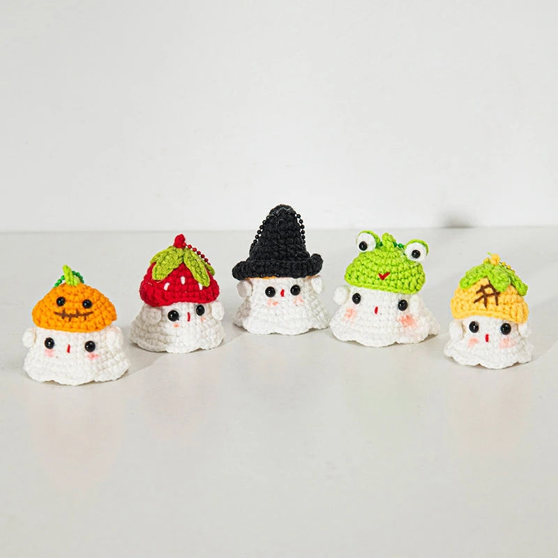 Kawaii Halloween Crochet Ghost Keychain Desktop Ornament Mini Handmade Knitted Keyring Accessories Bag Pendant Gifts Home Decor