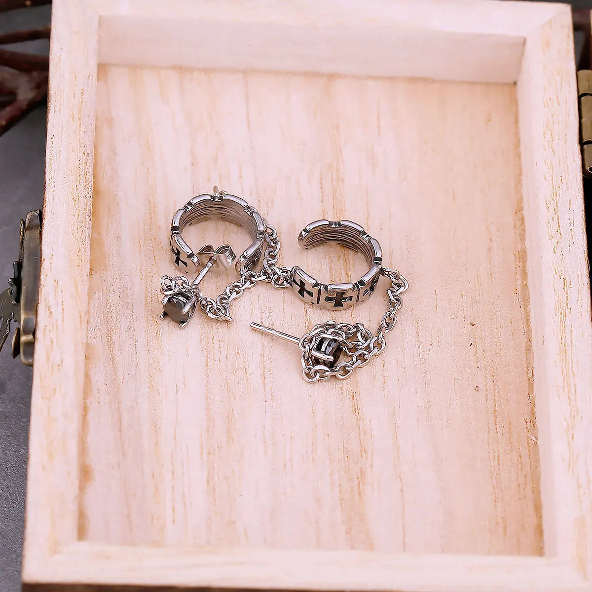 Vintage Cross Stud Earrings Men Women Fashion Hip Hop Earrings Party Stainless Steel Jewelry Gift