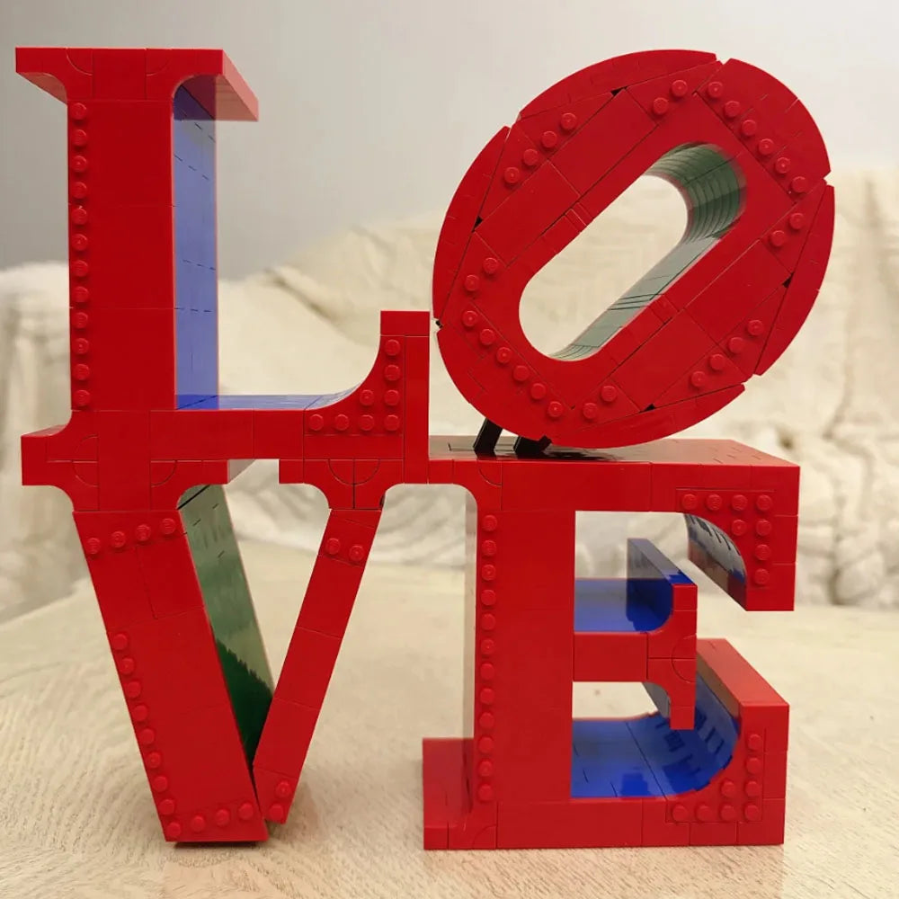 MOC 791pcs  Creative Compatible Crafts LOVE Sculpture Art Model Building Blocks Bricks Kids Christmas Gift