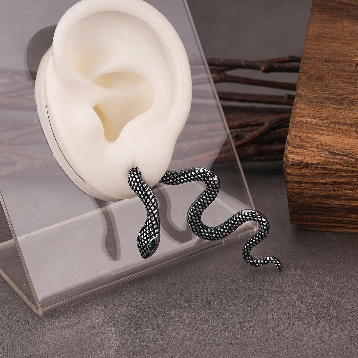 Stainless Steel Animal Snake Drop Earrings Men Women Fashion Creative Design Eardrop Jewelry Party Club Earring Gift for Boys