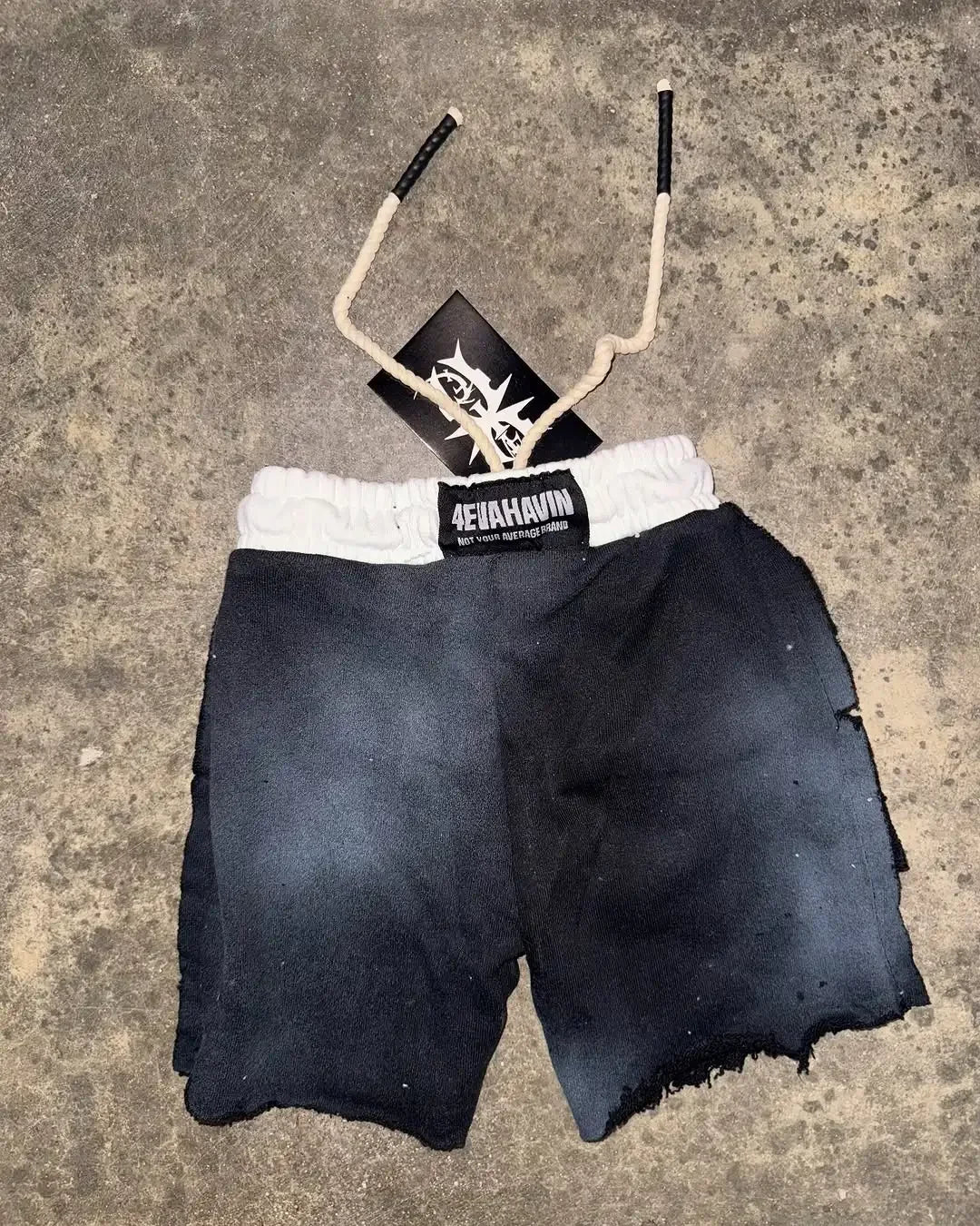 Harajuku's New Trendy Clothing High Street Fashion Shorts Y2K Punk Style Embroidery Casual Shorts Hip Hop Oversize Sports Shorts