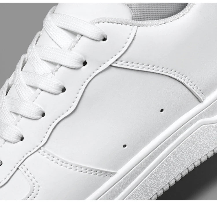 White Casual Sneakers for Men Leather Shoes Fashion Male Mens Tenis Autumn Platform Breathable Flat Man Running Sport Shoes 2024