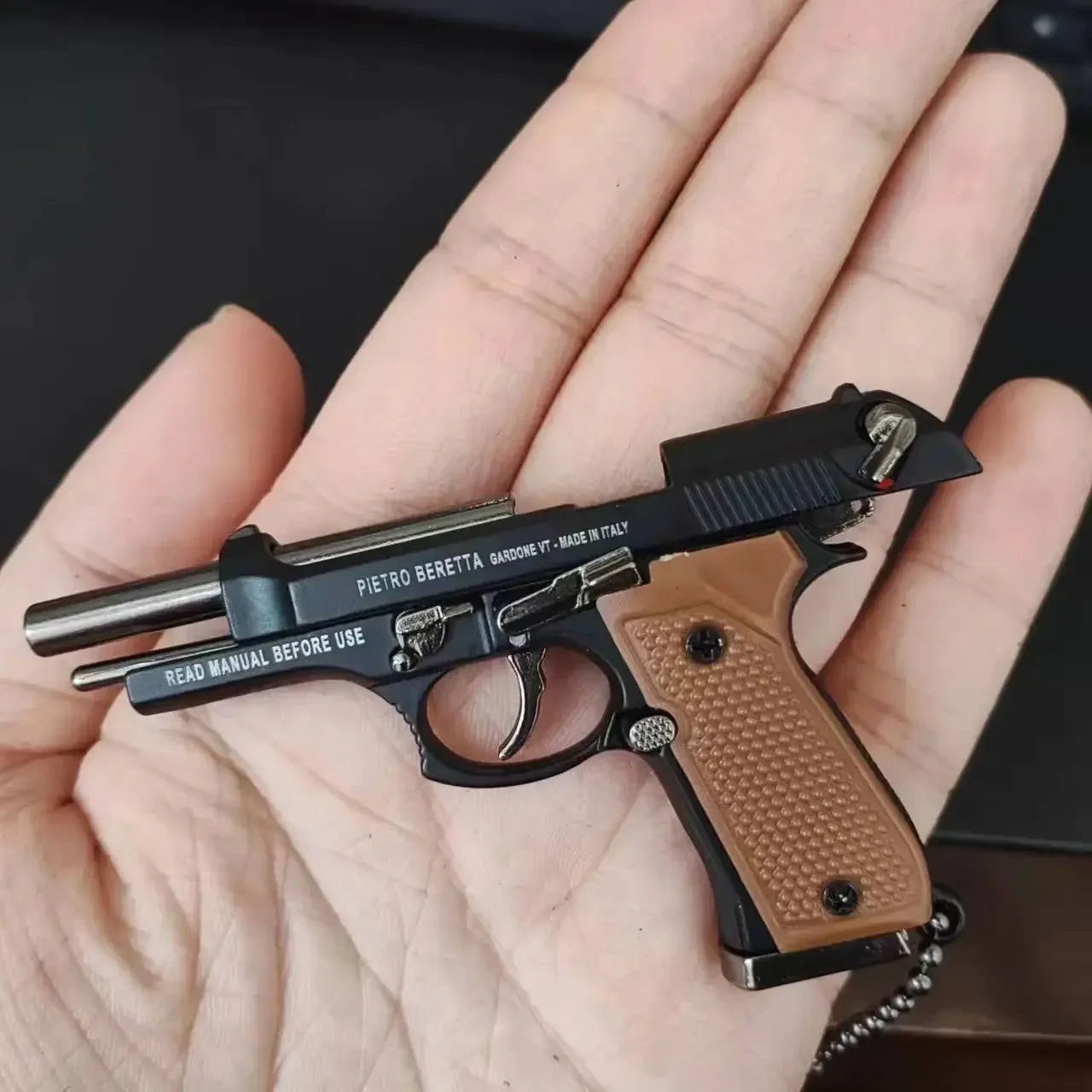 1:3 Scale 92f Alloy Pistol Keychain Mini Toy Gun Weapon Model Metal Keychain For Adult Kids Christmas Gift