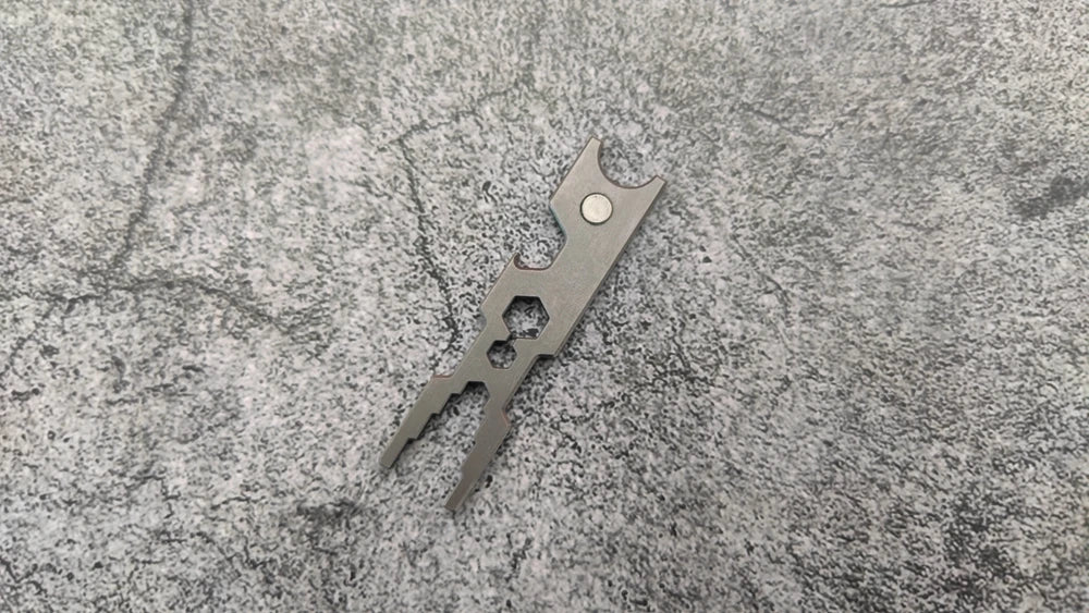 EDC TItanium Alloy with Titanium Key Ring Pry Bar Screwdriver Bottle Opener Handle Multi-tool profession Portable Outdoor Tools