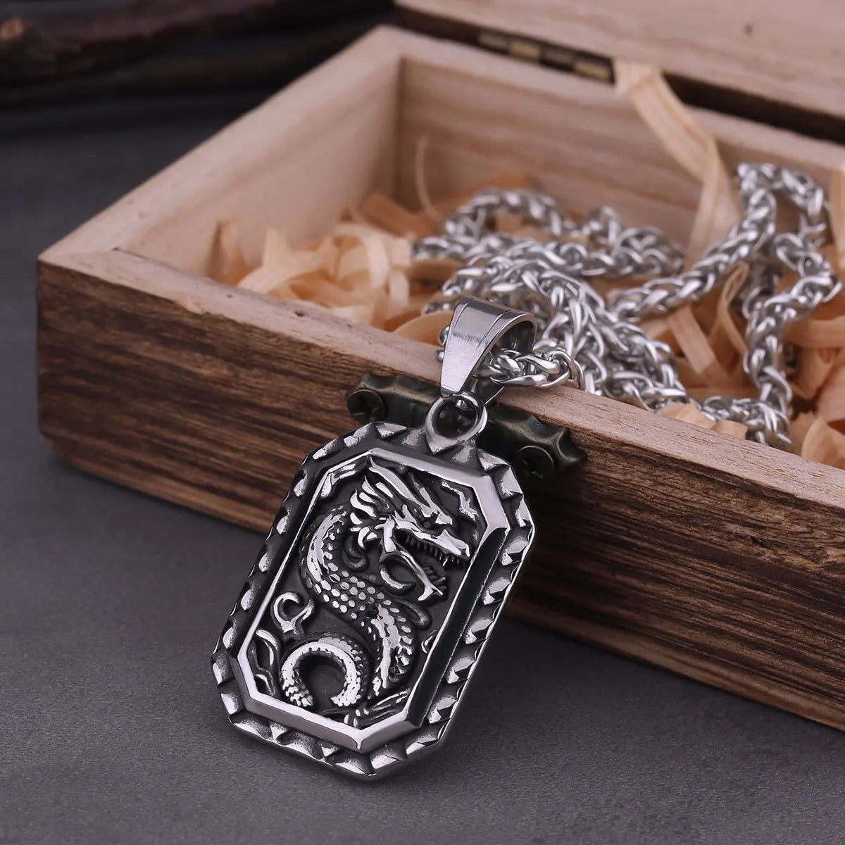 Vintage Vikings Animal Dragon Ouroboros Pendant Carved Scales Texture Stainless Steel Jewelry Scandinavian Amulet Necklace Gift