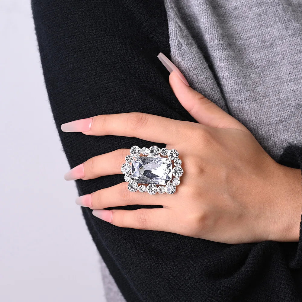 2025 Exaggerate Oversize Transparent Square Crystal Ring for Women Fashion Party Rhinestone Cocktail Ring Open Hand Jewelry