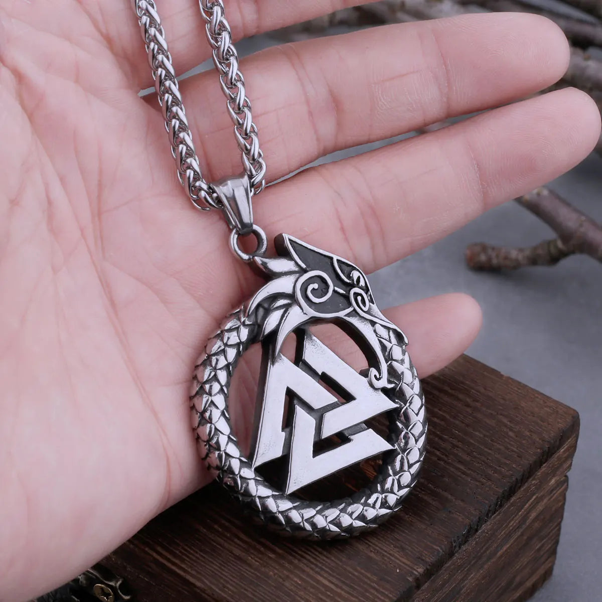 Vikings Never Fade Self-Devourer Ouroboros Valknut Rune Amulet Necklace Men's Dragon Stainless Steel Pendant Jewelry As Gift