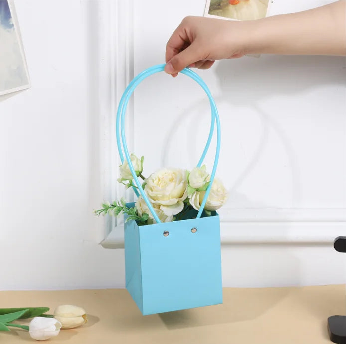 10pcs Christmas Gift Flower Kraft Paper Handbag Flower Arrangement Portable Box Rectangular Trapezoidal Flower Handheld Gift Box