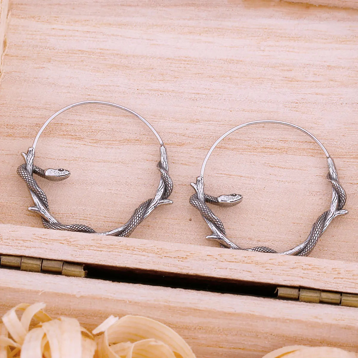 Gothic Animal Snake Hoop Earrings Fashion Simple Stainless Steel Men's and Women's Universal Earrings Rock Party Jewelry Gifts
