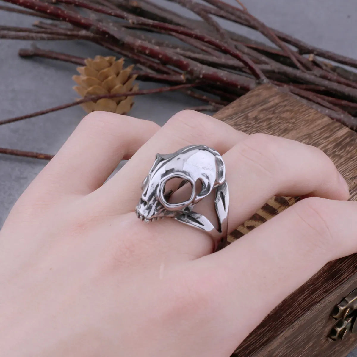 316L Stainless Steel Dinosaur Skull Ring New Men's Retro Gothic Hip Hop Punk Fashion Simple Skull Men's Jewelry Party Gift