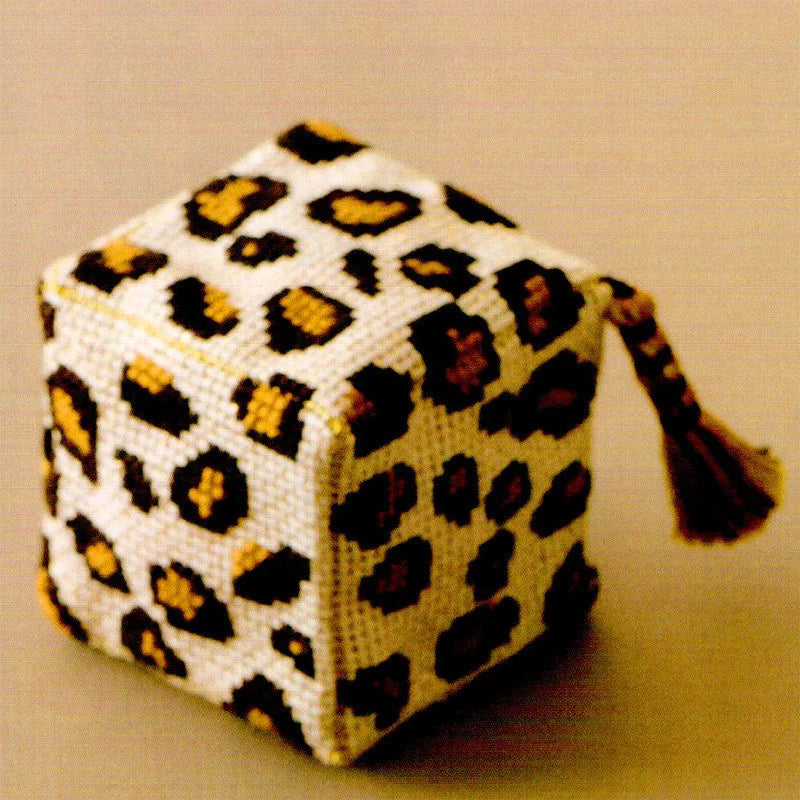076 Cross Stitch Kits Pin Needle Cushion Biscornu Needlework DIY Kit Embroidery Set Counted Cross-Stitching Pincushion Packages
