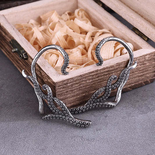 Vintage Twisted Snake Man and Woman Fashion Hip Hop Earrings Stainless Steel Dangle Earring Fashion Personalized Jewelry Gift