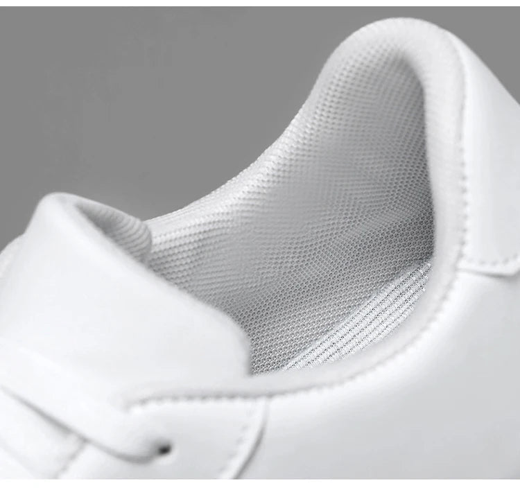 White Casual Sneakers for Men Leather Shoes Fashion Male Mens Tenis Autumn Platform Breathable Flat Man Running Sport Shoes 2024