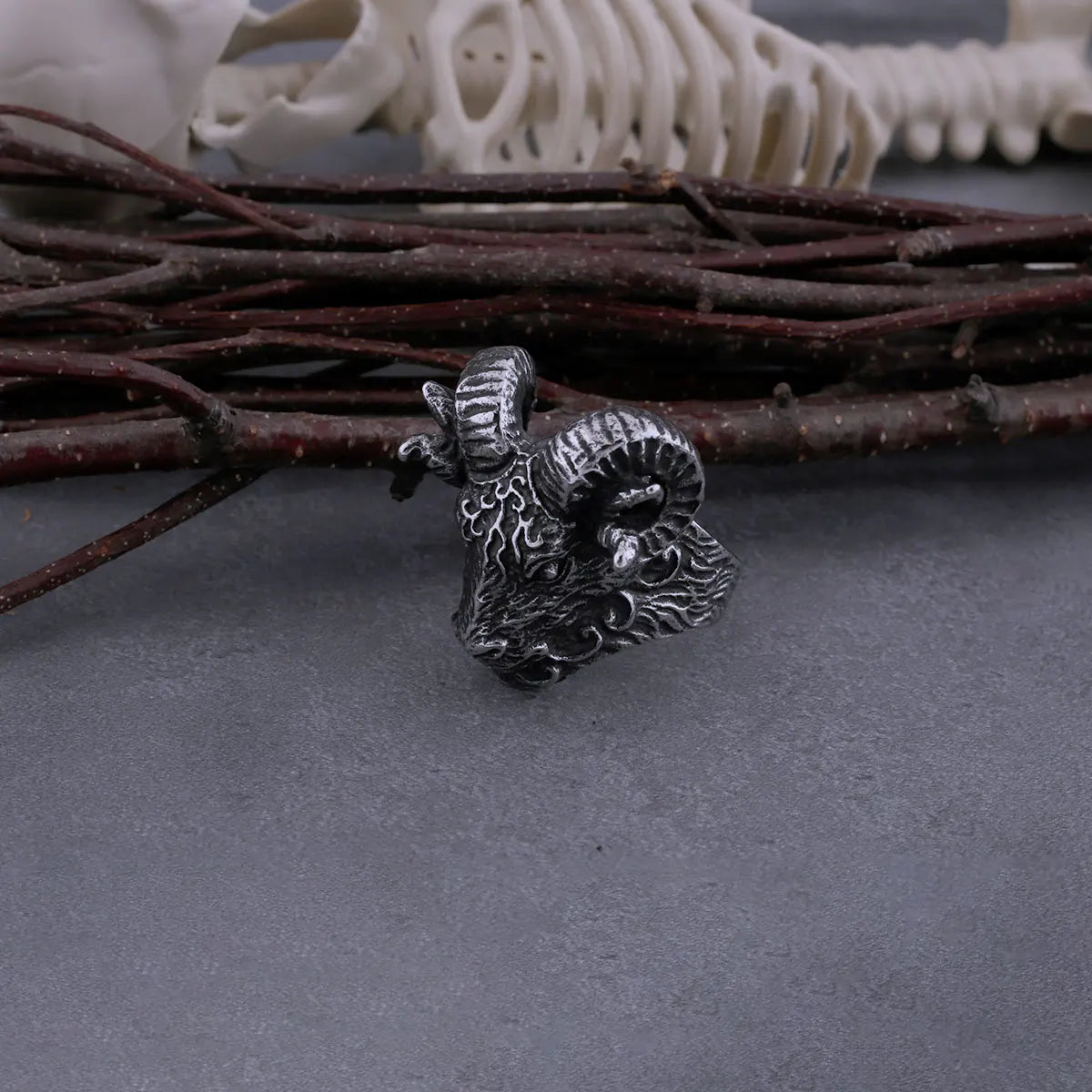 316L Stainless Steel Vintage Goat Sheep Animal Rings Men's Fashion Hip Hop Biker Rings Animal Jewelry Birthday Creative Gifts