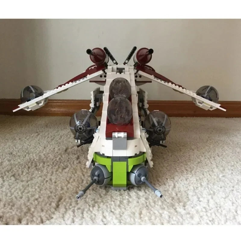 1175pcs Republic Dropship Gunship Building Blocks Set Compatible with 05041 Bricks Toy Kit for Kids Christmas Gift