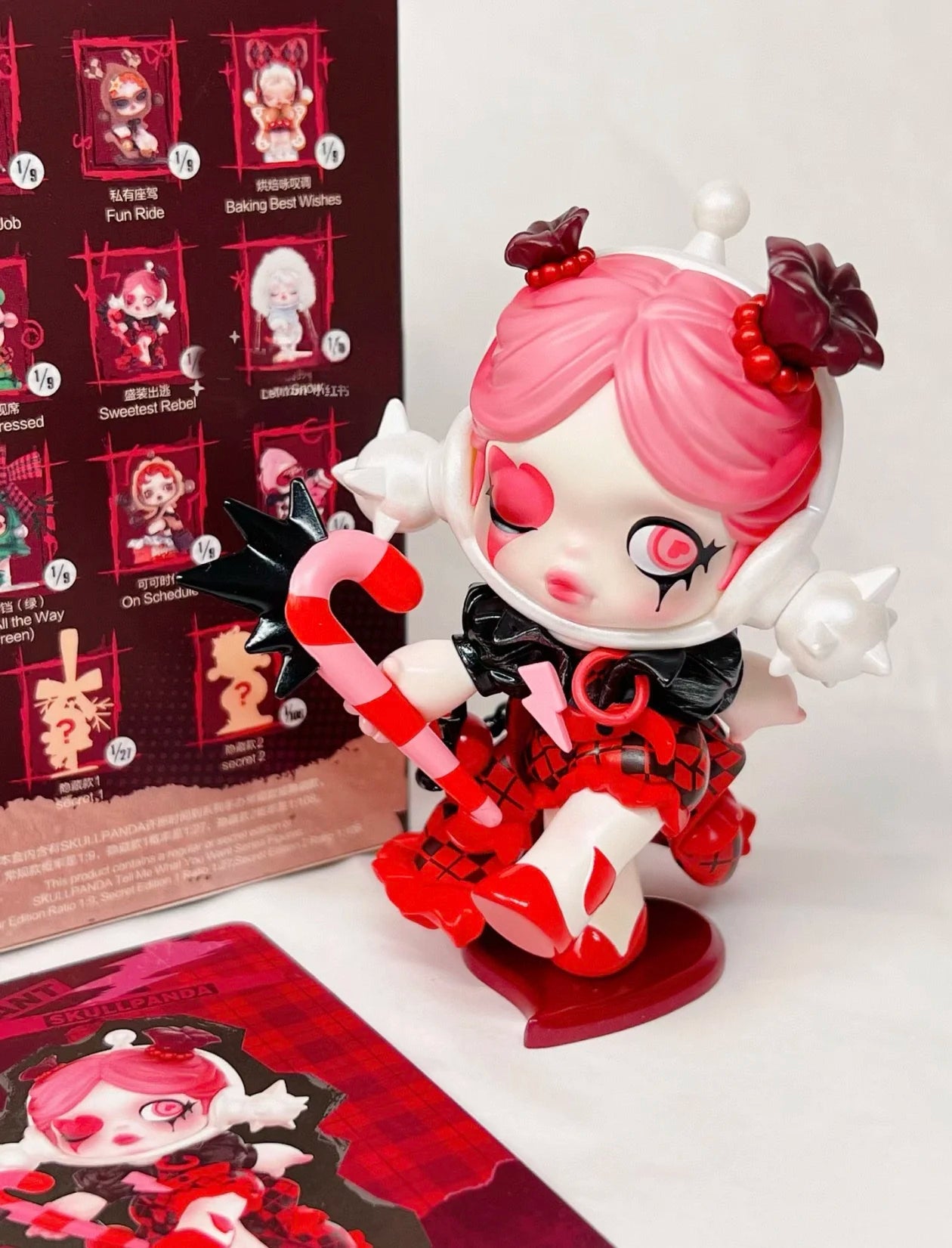 Genuine POP MART SKULLPANDA the Best Seaion Series Blind Box Doll Christmas Gift Trendy Collectible Toy The surprise of Christma