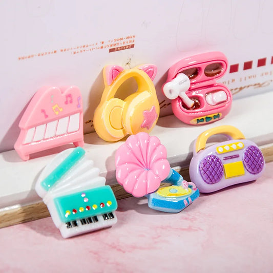 100pcs Kawaii Flatback Resin Piano Earphone Radio Cabochon Charm DIY Craft Scrapbook Dollhouse Decoration Accessories