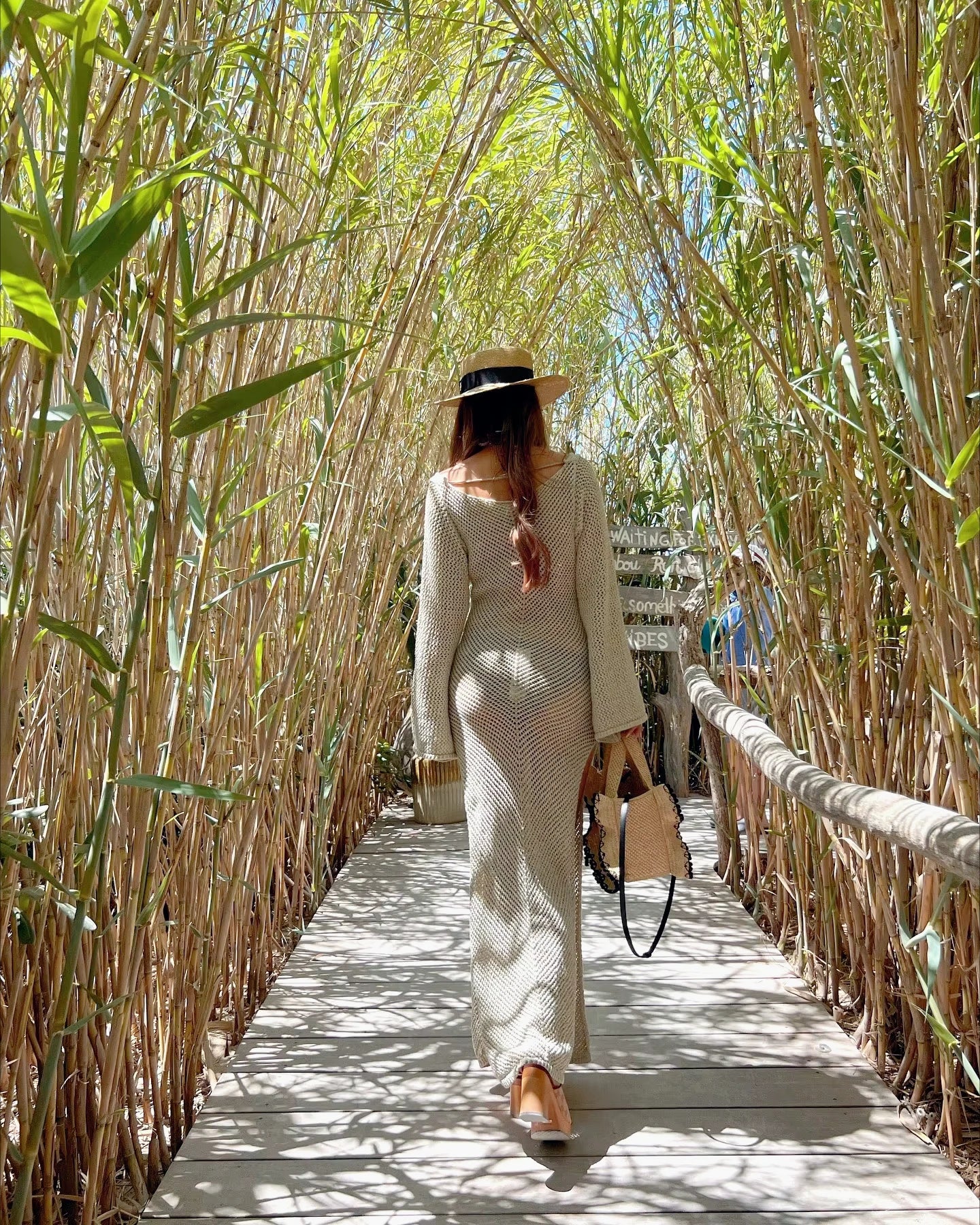 Solid Colour Beach Maxi Dress 2025 Women Summer Sexy Knit Flared Long Sleeve Slit Cut Out Swimsuit Cover Up Holiday Outfits K120