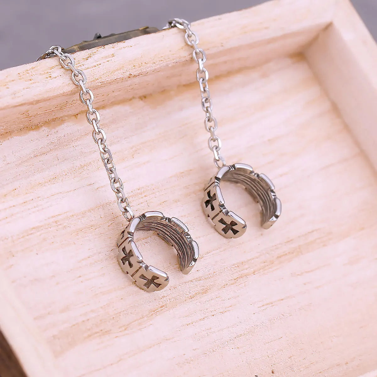Vintage Cross Stud Earrings Men Women Fashion Hip Hop Earrings Party Stainless Steel Jewelry Gift