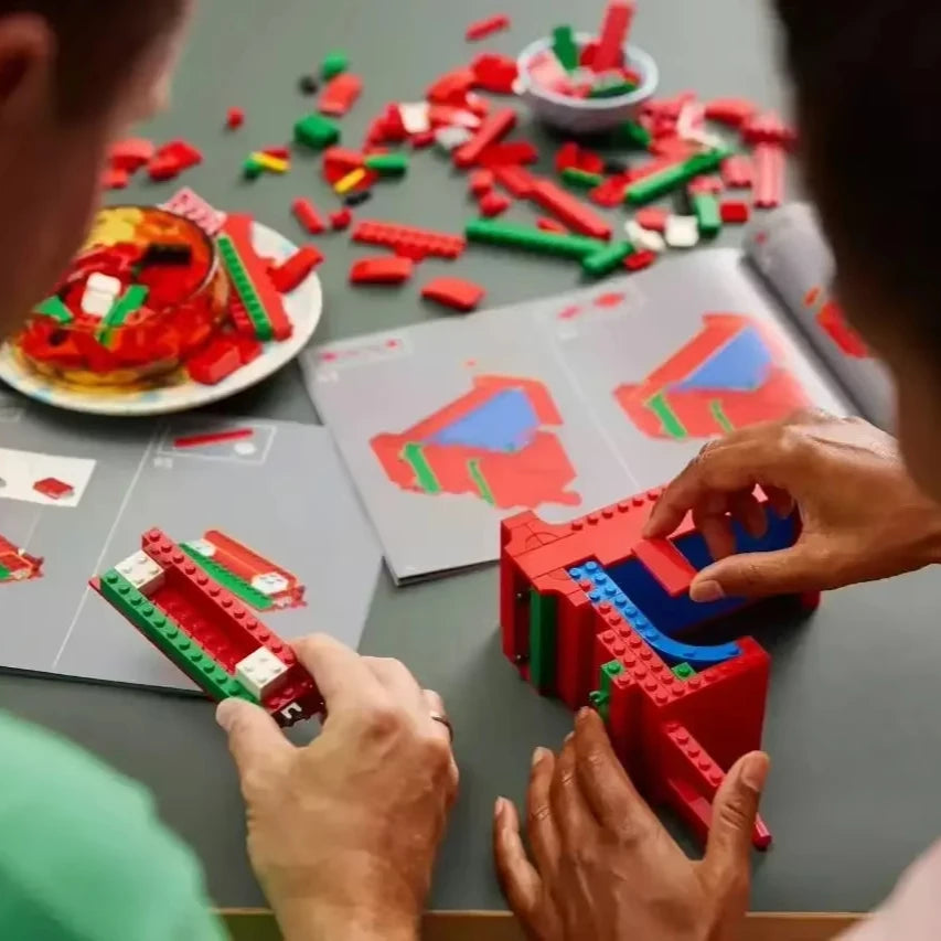 MOC 791pcs  Creative Compatible Crafts LOVE Sculpture Art Model Building Blocks Bricks Kids Christmas Gift