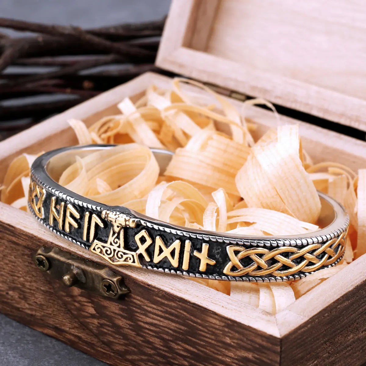 Stainless Steel Viking Thor's Hammer Bracelet Men and Women Vintage Punk Wristband Cuff Bracelet with Odin Rune Jewelry As  Gift