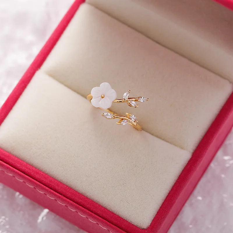 Vintage Rose Flower Rings For Women Korean Style Adjustable  Sakura Princess Finger Ring Bride Wedding Engagement Party Jewelry