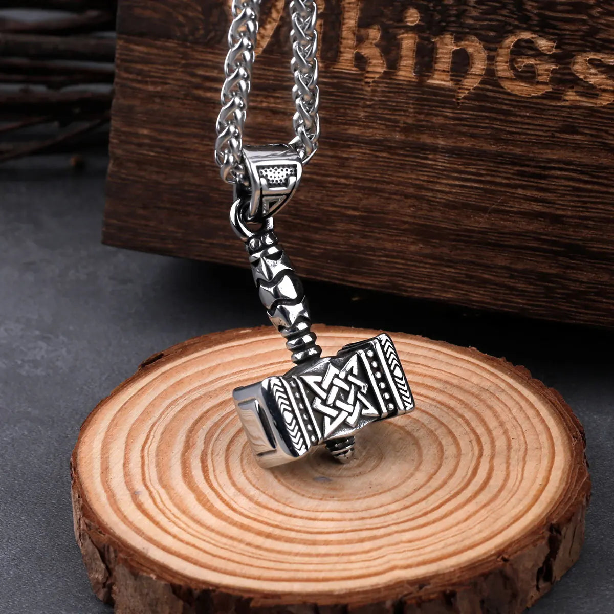Thor's Hammer Nordic Mythology Men's Pendant Necklace Stainless Steel Trend Street Fashion Charm Jewelry Necklace