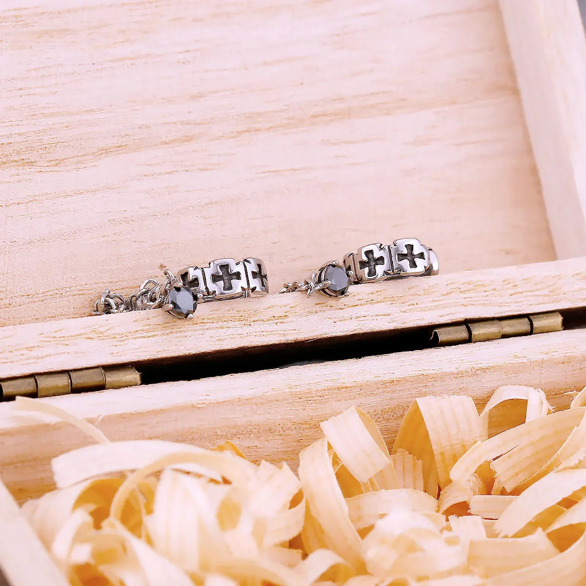 Vintage Cross Stud Earrings Men Women Fashion Hip Hop Earrings Party Stainless Steel Jewelry Gift