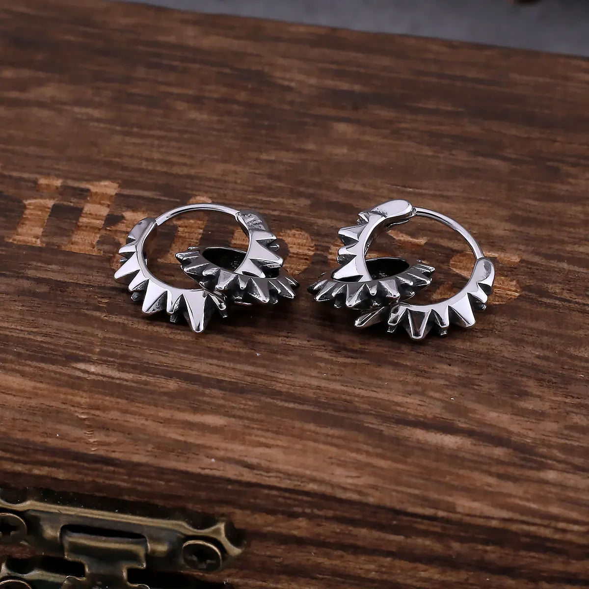 Gothic Tiny Spikes Punk Hip Hop Earrings Men Women Personality Never Fade Stainless Steel Earring Biker Party Club Jewelry