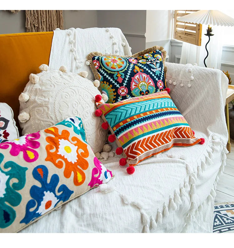 Nordic Ethnic Style Cushion Cover Cotton Moroccan Handmade Embroidery Cotton Tassel Throw Pillow Cover Living Room Home Decor