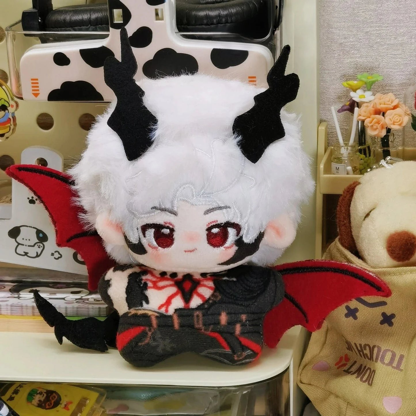 Flower Series Love & Deepspace Plush Keychain Cute Cartoon Hanging Pendant Bag Charm Desk Ornaments Fans Birthday Christmas Gift