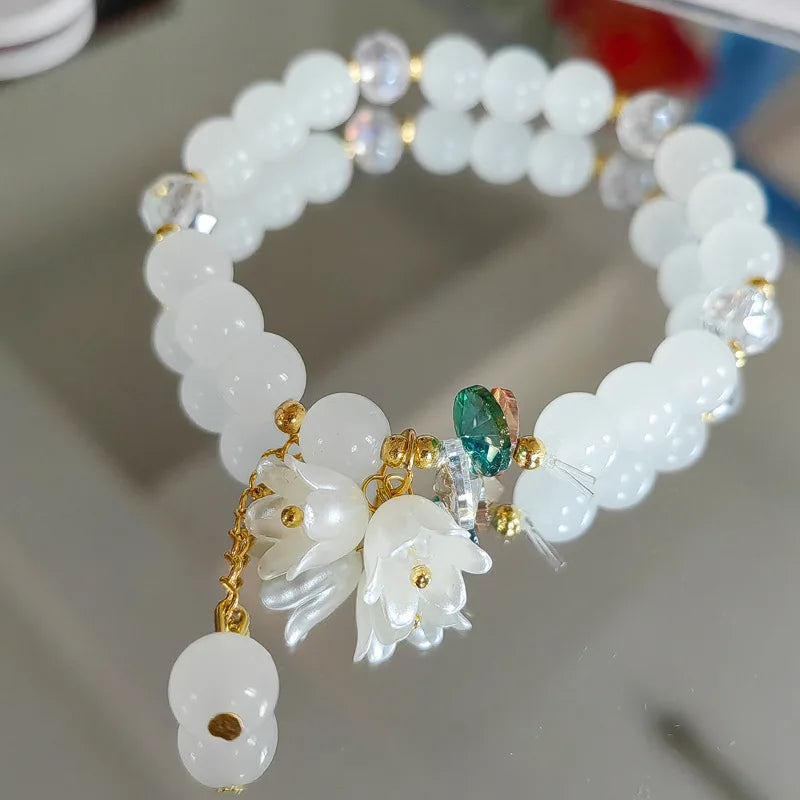 Cute Green Crystal Bead Bracelet for Women Trendy Lily Valley Flower Charm Elastic Adjustable Bracelet Wedding Birthday Jewelry
