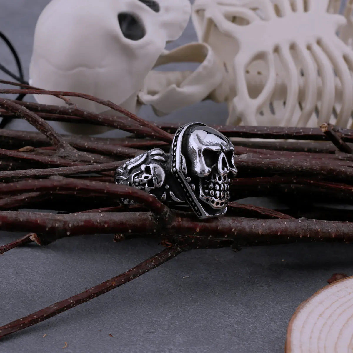New Stainless Steel Trend Neo-Gothic Skull Ring Temperament Men's Fashion Hip Hop Retro Ring Biker Jewelry Gift Dropshipping