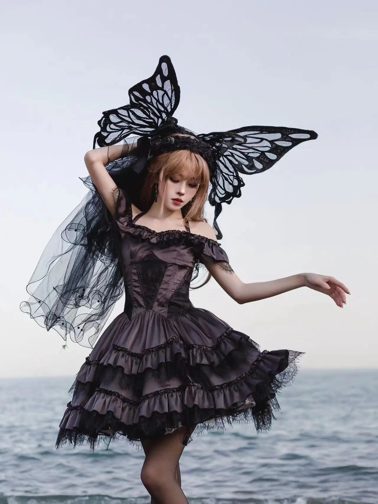 Handmade Black White Butterfly Wings Can Back Wear Lolita Mesh Back Decoration for Party Photo Props Girl Womens Butterfly Clips