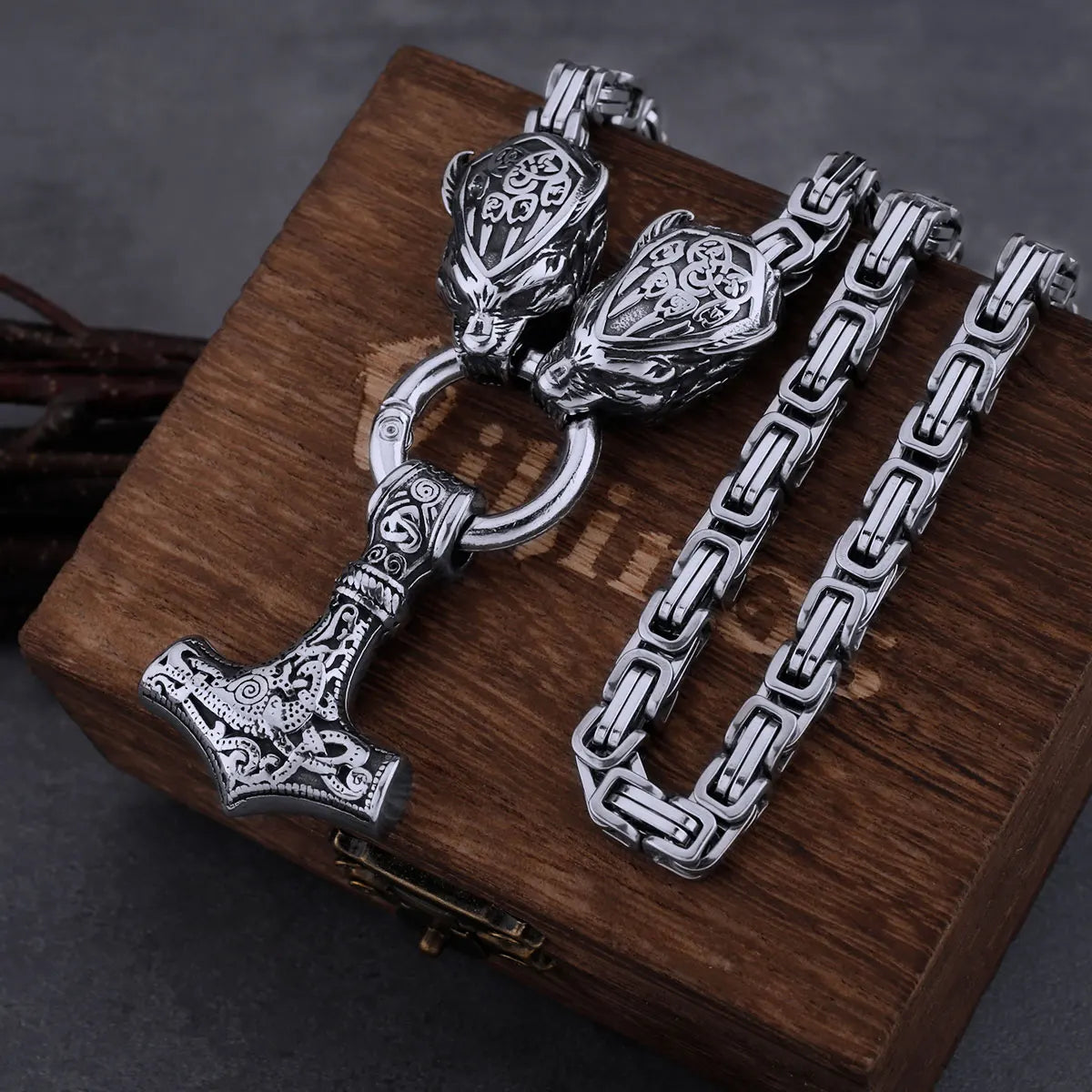 Viking Personality Bear Claw Wolf Head Necklace Stainless Steel Thor's Hammer Pendant Men's Popular Jewelry Necklace