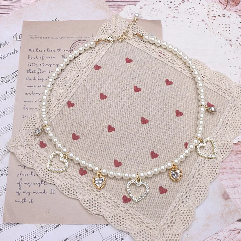 Lolita-Style Lace Choker Pearl Heart Rhinestone Necklace Lolita Pendant Girl Sweet Pearl Necklace with Heart Pendant for Women