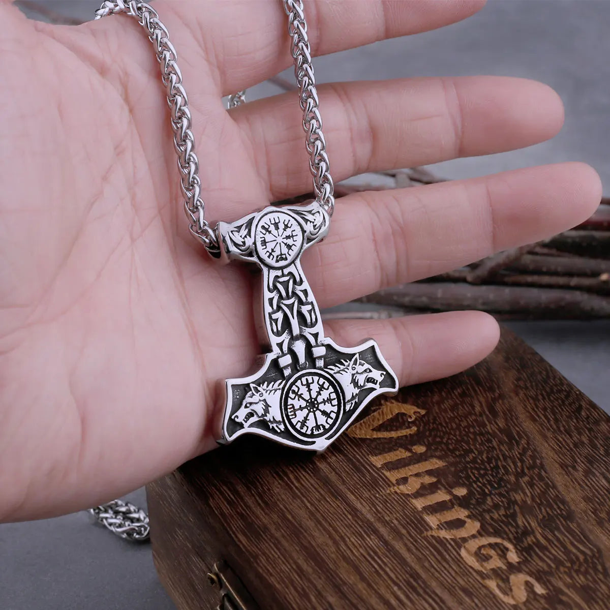 Stainless Steel Viking Thor's Hammer Mjolnir Wolf Head and Road Sign Compass Necklace Men's Norway Amulet Pendant Viking Jewelry