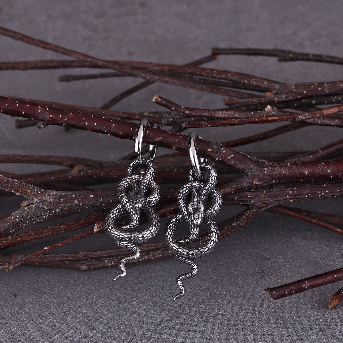 Stainless Steel Twisted Snake Street Tail Snake Earrings for Men and Women Punk Party Earrings Glamorous Everyday Jewelry Gifts