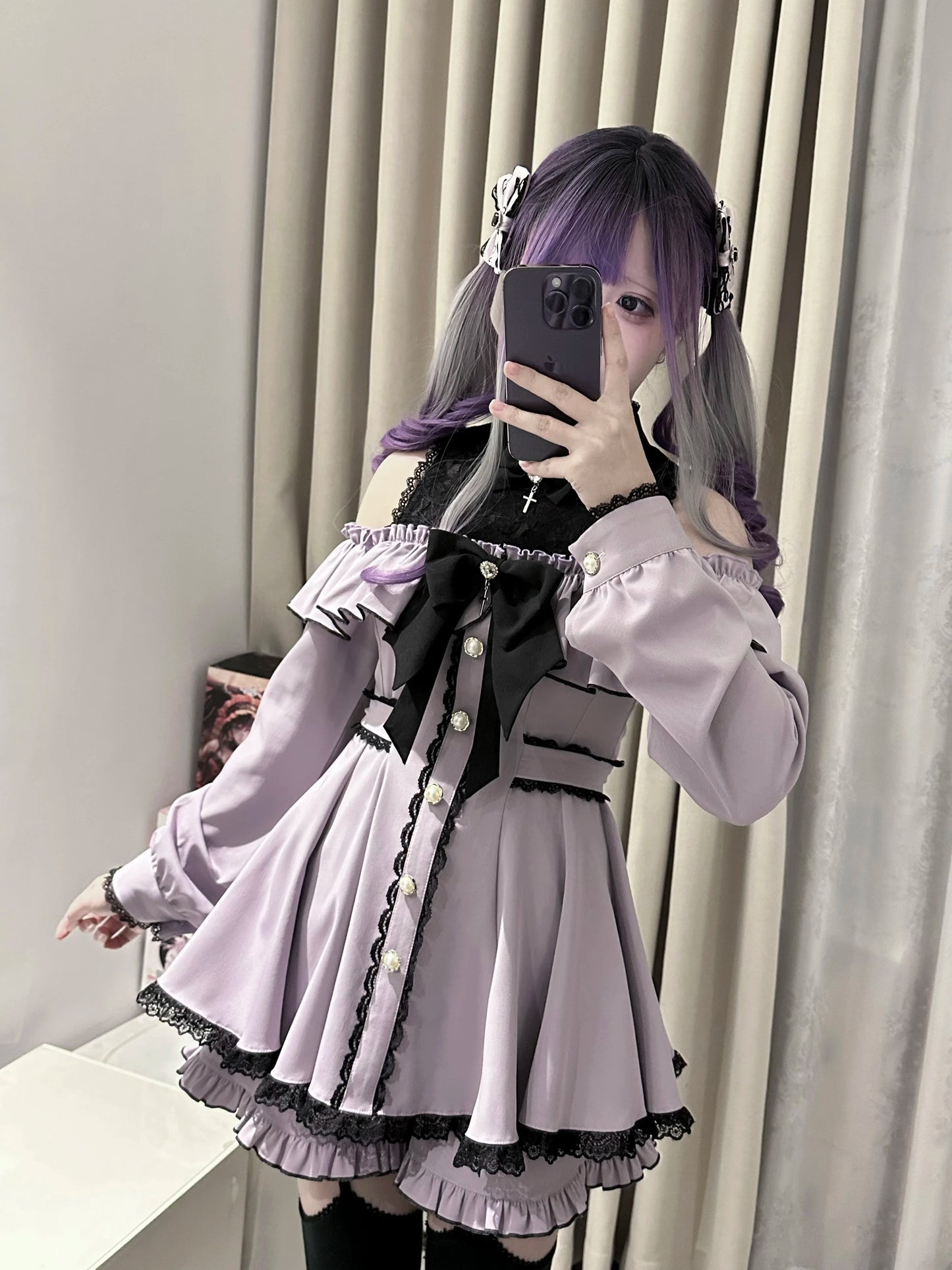 Japanese Mass-produced Off-the-shoulder Lace Splicing Long-sleeved Bow Shirt Dress and Shorts 2 Piece Dress Set Lolita Outfits